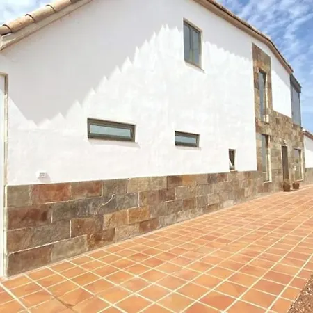 Villa Casa Vacacional En Plena Naturaleza 8 P. La Esperanza (Tenerife)